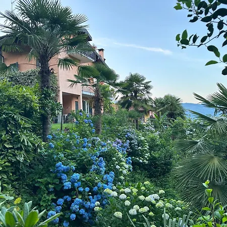 Vista View, Private Garden & Parking バヴェーノ