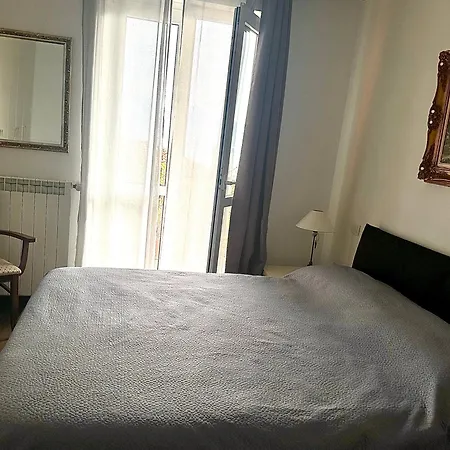 Vista View, Private Garden & Parking *